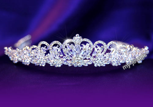 Pageant Wedding Heart Tiara use Swarovski Crystal T1057  